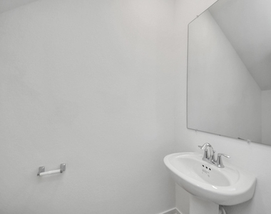 3040 Ash Ray Drive - Photo Thumbnail 32
