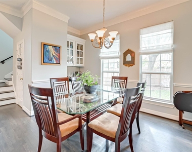 2650 Shady Acres Landing - Photo Thumbnail 6