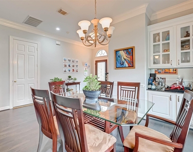 2650 Shady Acres Landing - Photo Thumbnail 7