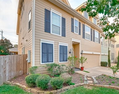 2650 Shady Acres Landing - Photo Thumbnail 1