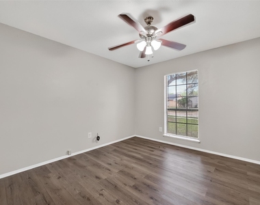 14034 Lourdes Drive - Photo Thumbnail 22