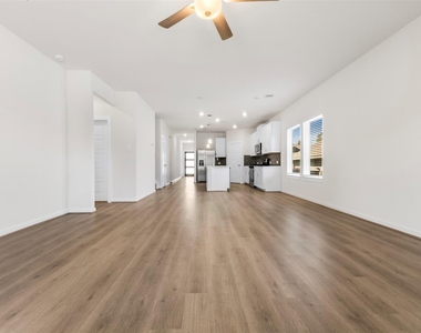 17926 Stone Terrace Court - Photo Thumbnail 6