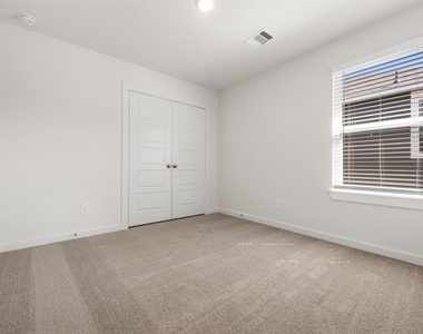 17926 Stone Terrace Court - Photo Thumbnail 18