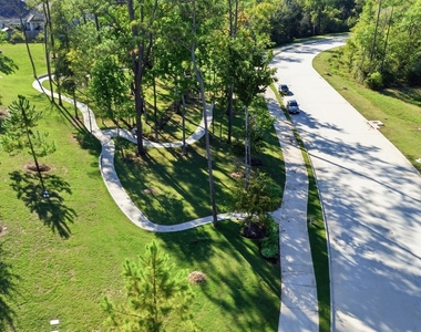 17926 Stone Terrace Court - Photo Thumbnail 41