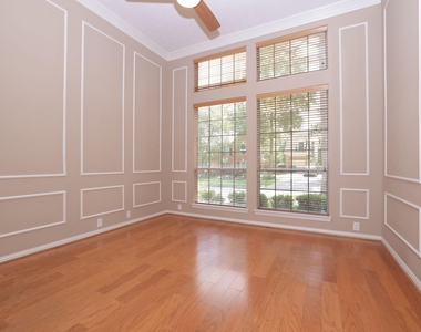 22 Villa Canyon Place - Photo Thumbnail 3