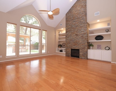 22 Villa Canyon Place - Photo Thumbnail 8