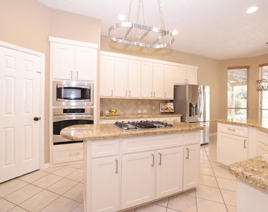 22 Villa Canyon Place - Photo Thumbnail 15