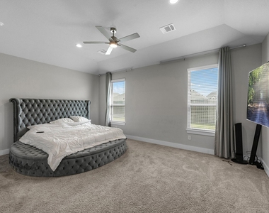 1569 Sunrise Gables Drive - Photo Thumbnail 14