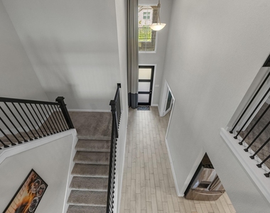 1569 Sunrise Gables Drive - Photo Thumbnail 12