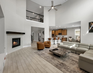 1569 Sunrise Gables Drive - Photo Thumbnail 6