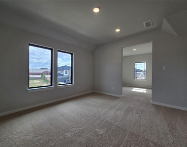 29710 Bur Creek Lane - Photo Thumbnail 15