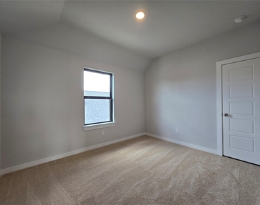 29710 Bur Creek Lane - Photo Thumbnail 16