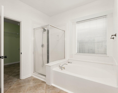 14910 Lake Woodbridge Court - Photo Thumbnail 36