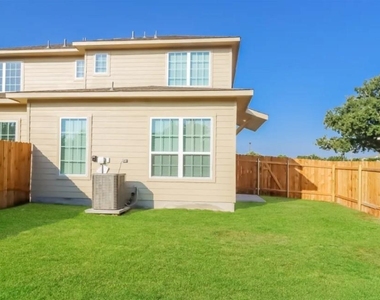 436 Northwood Dr Drive - Photo Thumbnail 5