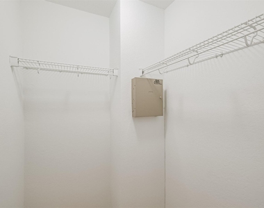 12018 Madison Oak Street - Photo Thumbnail 21