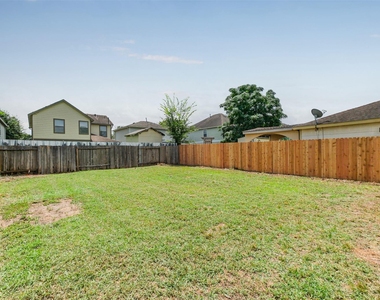 12018 Madison Oak Street - Photo Thumbnail 4