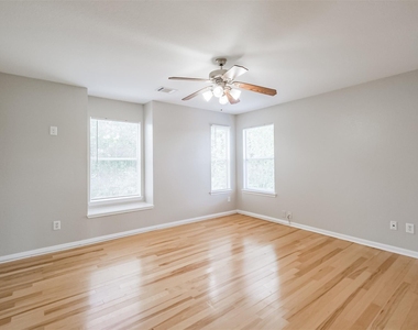 12018 Madison Oak Street - Photo Thumbnail 18