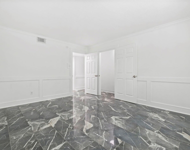 7900 Westheimer Road - Photo Thumbnail 17