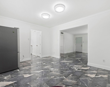 7900 Westheimer Road - Photo Thumbnail 11