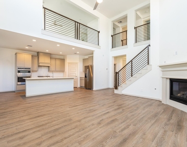 29266 Grand Gorge Drive - Photo Thumbnail 16