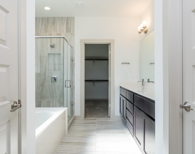29266 Grand Gorge Drive - Photo Thumbnail 20