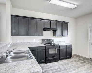 2839 Silver Tree - Photo Thumbnail 4