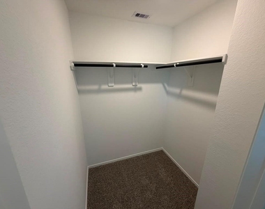 6003 Pineapple Street - Photo Thumbnail 8
