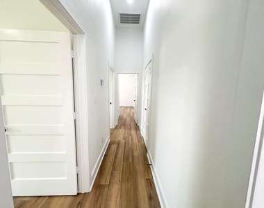 1031 Exotic Pine Street - Photo Thumbnail 7