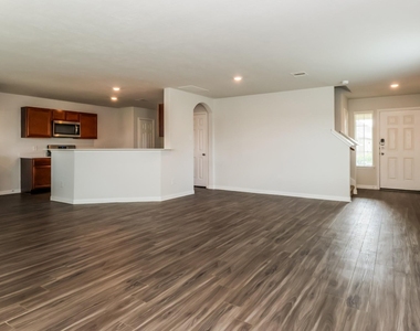 5623 Latta Plantation Lane - Photo Thumbnail 4