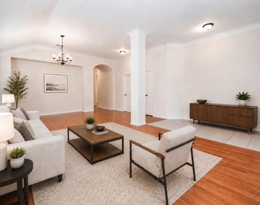 18006 Willow Cliff Lane - Photo Thumbnail 3