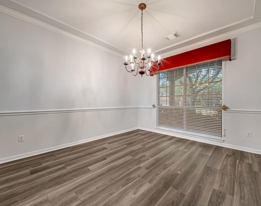 10311 Pitcataway Drive - Photo Thumbnail 3