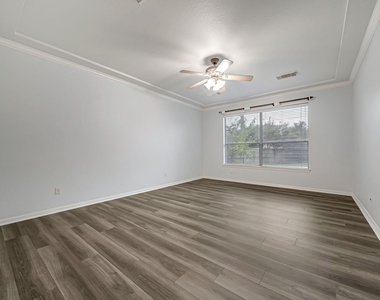 10311 Pitcataway Drive - Photo Thumbnail 13