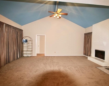 7862 Split Oak Drive - Photo Thumbnail 1