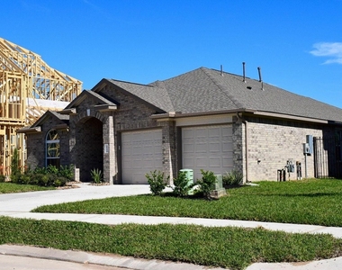 29442 Westhope Drive - Photo Thumbnail 1