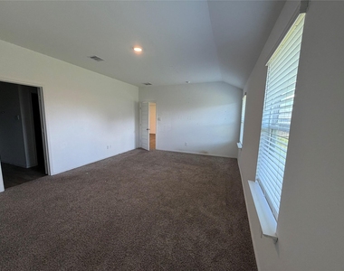 7419 Audubon Russet Drive - Photo Thumbnail 7