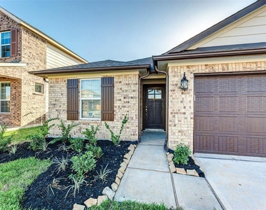 7214 Toluca Drive - Photo Thumbnail 2