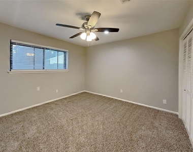 2318 Turtle Creek Drive - Photo Thumbnail 10