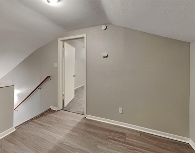 2318 Turtle Creek Drive - Photo Thumbnail 21