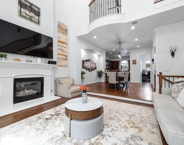 620 Westcott Street - Photo Thumbnail 5
