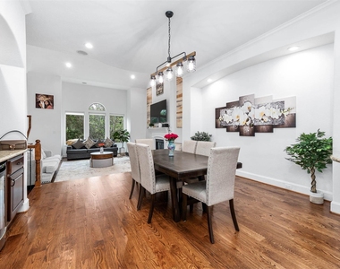 620 Westcott Street - Photo Thumbnail 9