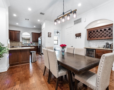 620 Westcott Street - Photo Thumbnail 8