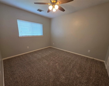 3602 Brookstone Court - Photo Thumbnail 12