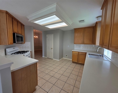 3602 Brookstone Court - Photo Thumbnail 6
