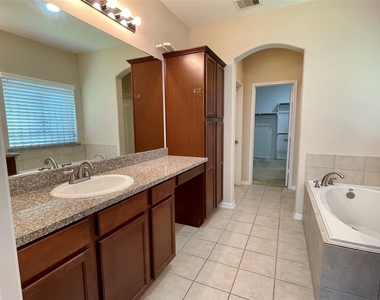 16611 Cactus Blossom Trail - Photo Thumbnail 15