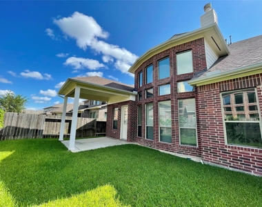 16611 Cactus Blossom Trail - Photo Thumbnail 6
