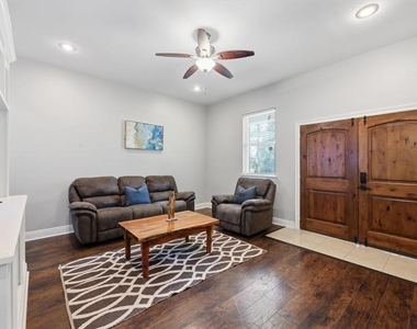4261 Carlene Street - Photo Thumbnail 6