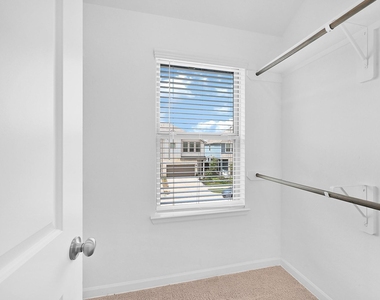 4027 Balboa Drive - Photo Thumbnail 18