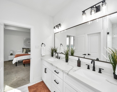 3004 Holman Street - Photo Thumbnail 21