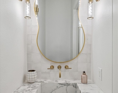 6114 Maxie Street - Photo Thumbnail 6