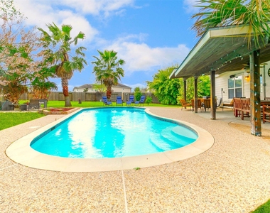 11007 Shumard Oak Court - Photo Thumbnail 24